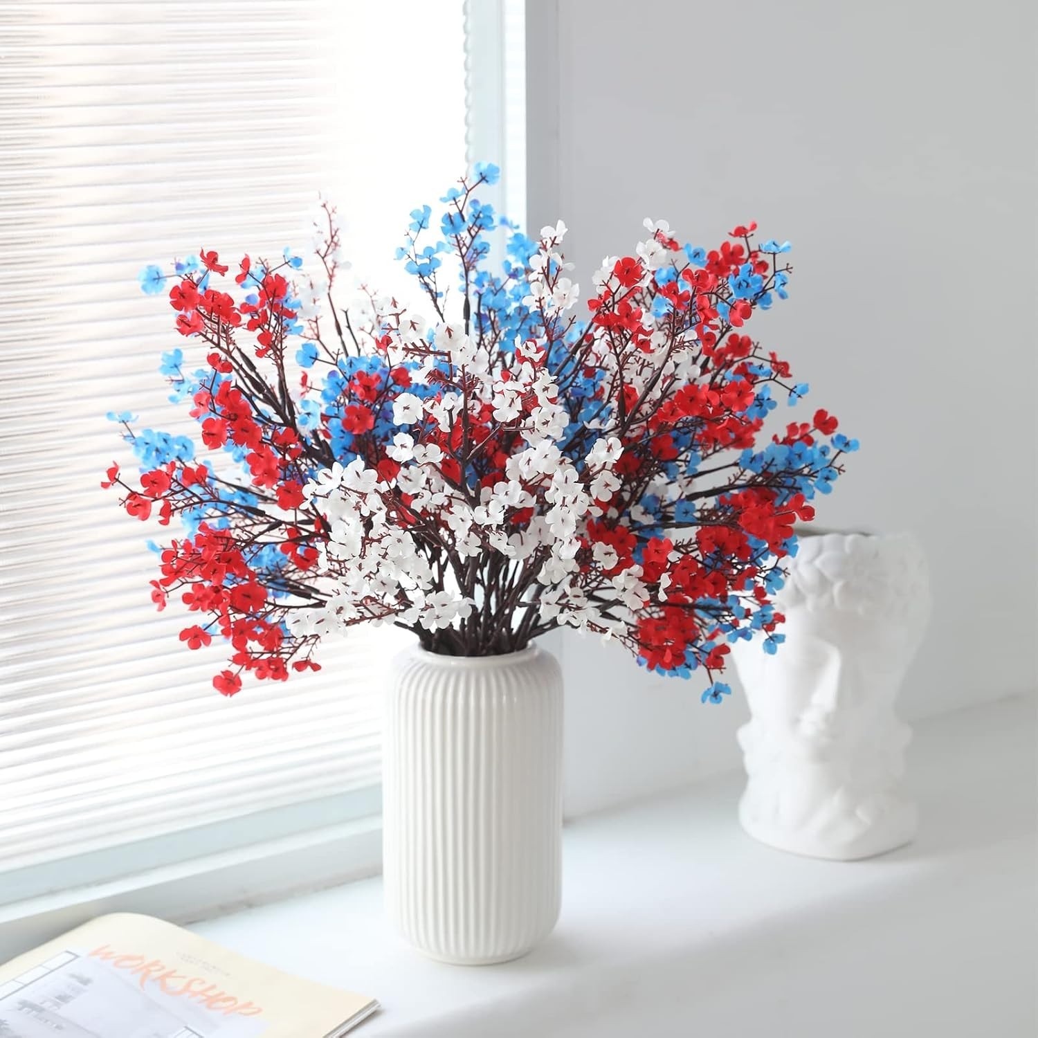 Realistic Silk Baby&rsquo;s Breath in Patriotic Colors – Perfect for Independence Day