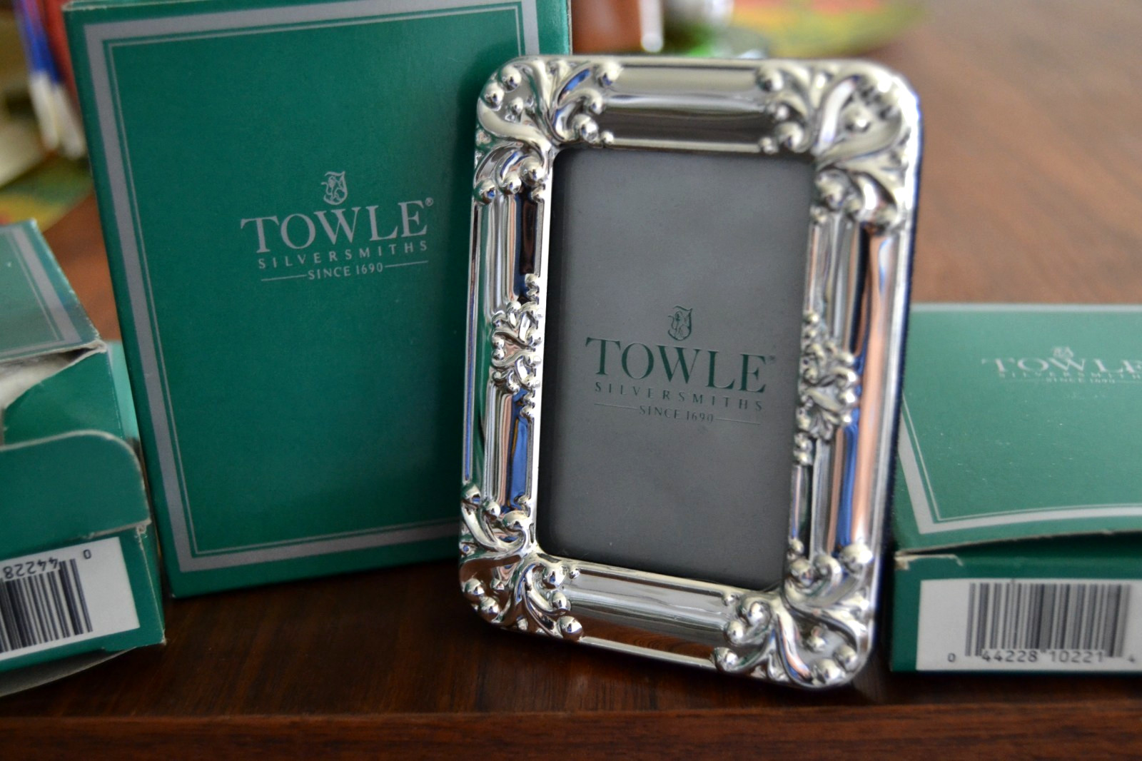 4 Vtg Embossed Photo Frame TOWLE Silverplated 2×3 in Picture Black Velvet NOS