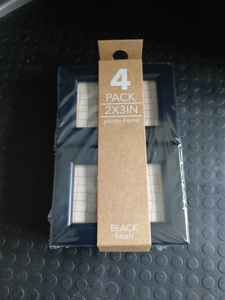 12 Pack Harbortown Mini Frames 2×3 In. Black New In Box