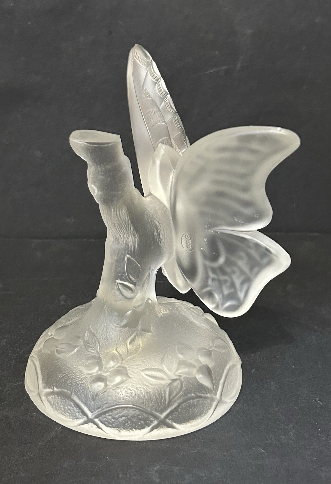 Fenton Glass Frosted Butterfly on Stand 4 1/2&Prime; Figurine #5171