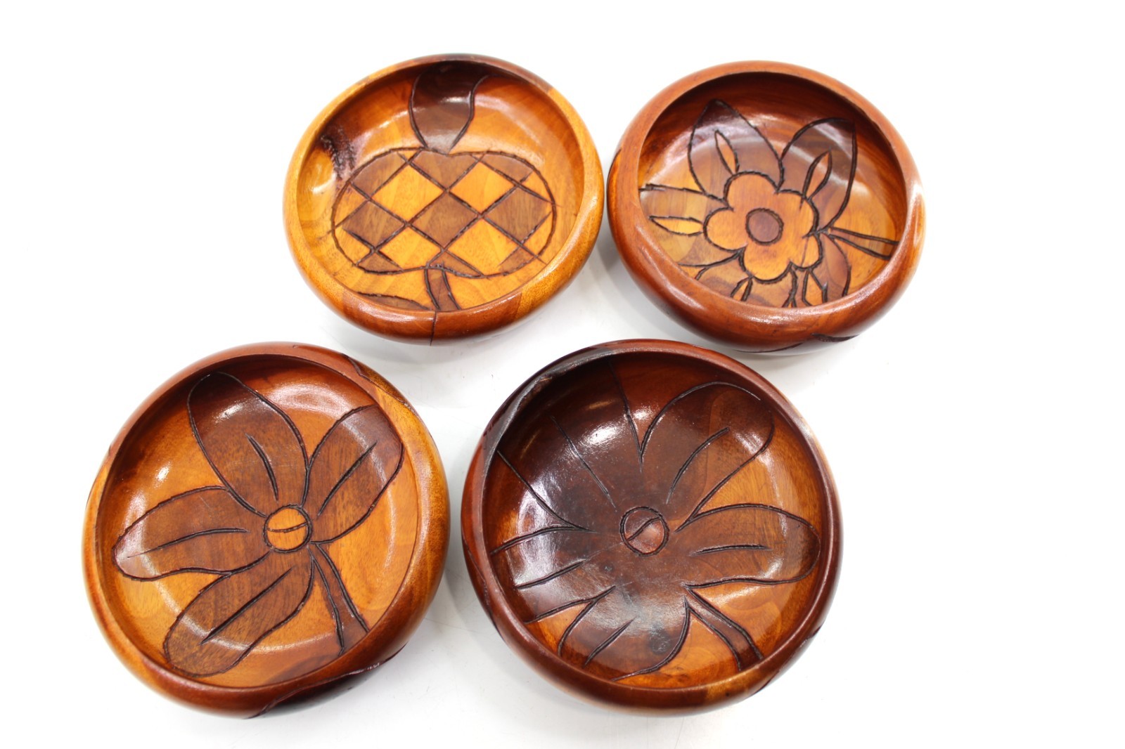 Set of 4 Hand Carved Wooden Bowls Decorative Floral & Geometric Designs