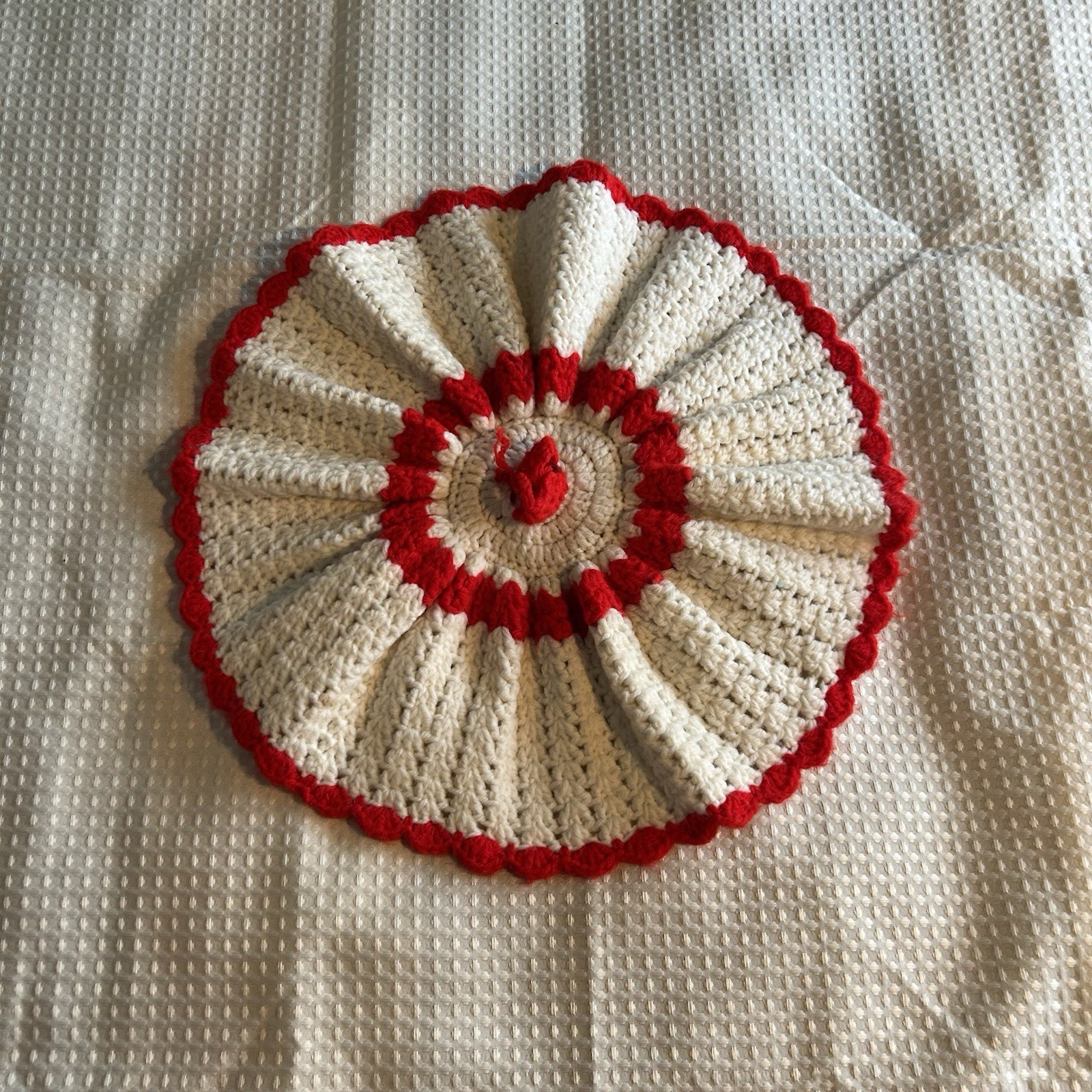 Afghan Something ?? Vintage ?? Granny ?? See Photos