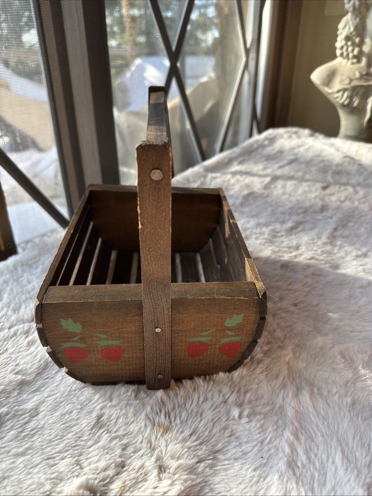 VTG – Wood Gathering Basket With Handle Wooden Rustic Sturdy 1980s Bread Basket