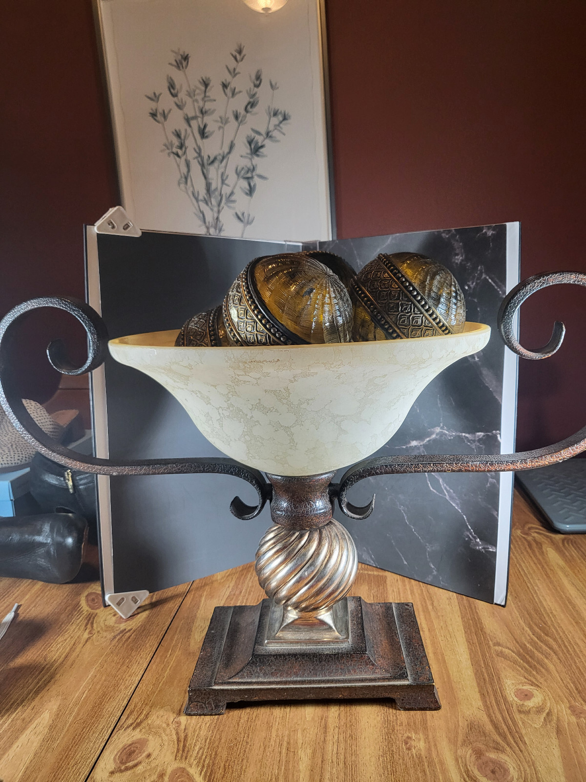 Bronze Pedistal Bowl w. 5 Decorative Balls 16×22 10lb