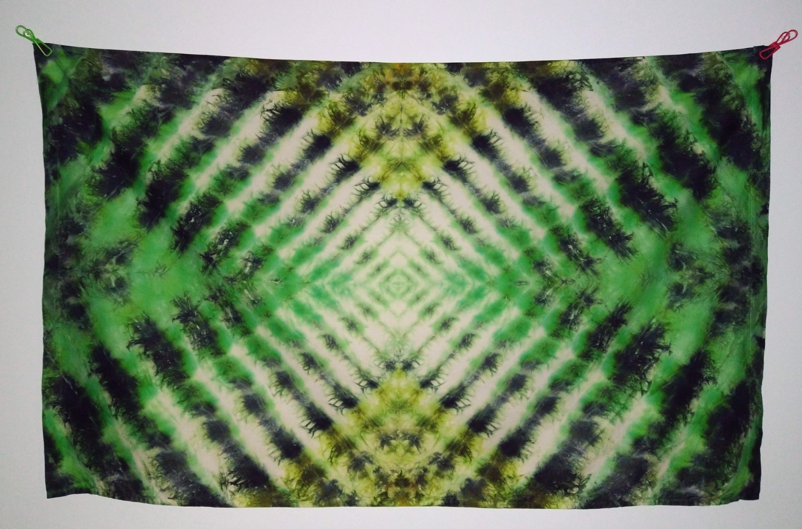 Black & Green Geometric Ice Dye Tie Dye Wall Hanger/Mini Tapestry(30in X 48in)