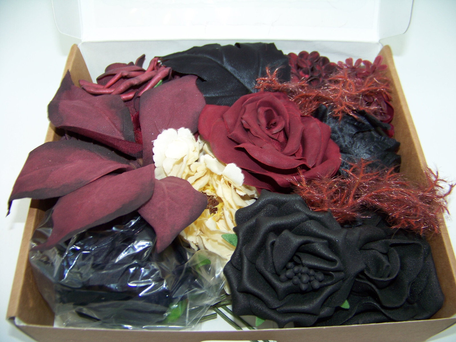 Ling&rsquo;s Moment Moody Gothic Burgundy & Black Artificial Flower Decor w/Metal Key