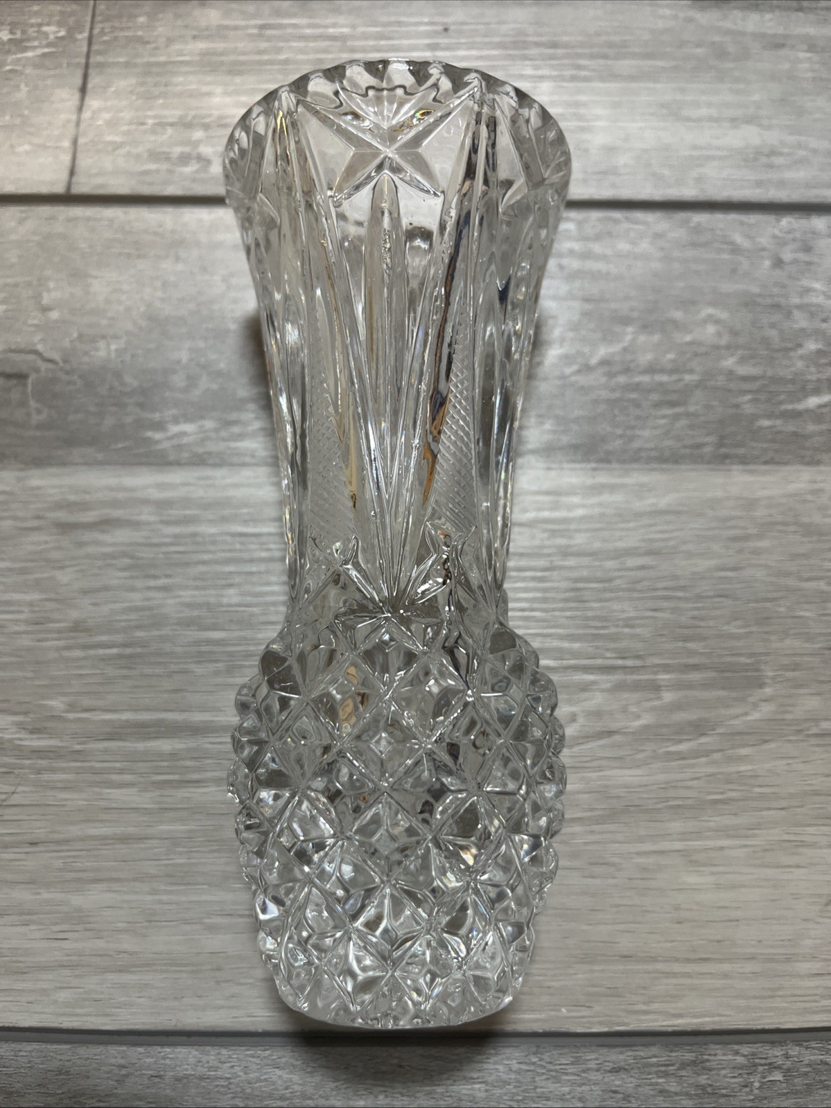 Vintage 6” Imperial Crystal Pineapple Cut Bud Vase 24% Lead Crystal Czechia #707