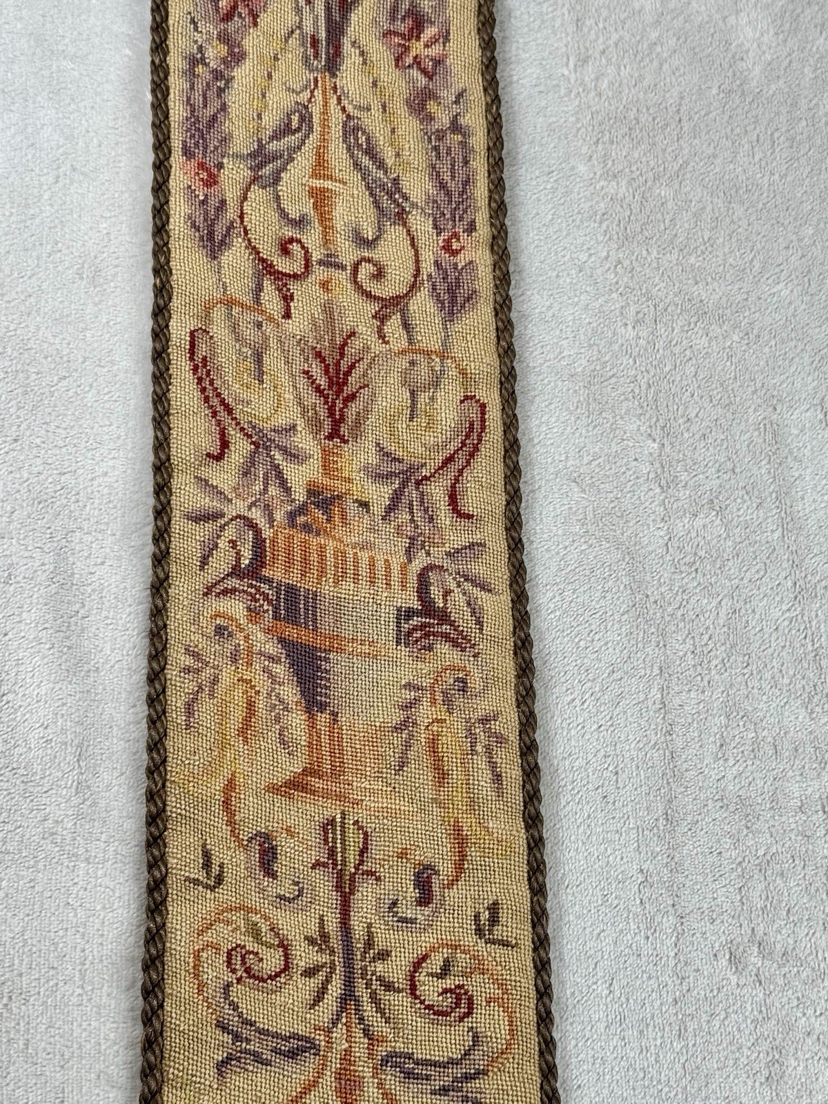 Vtg Wool Needlepoint Bell Pull Floral Motif Wall Hanging Hardware Ends 60×5”