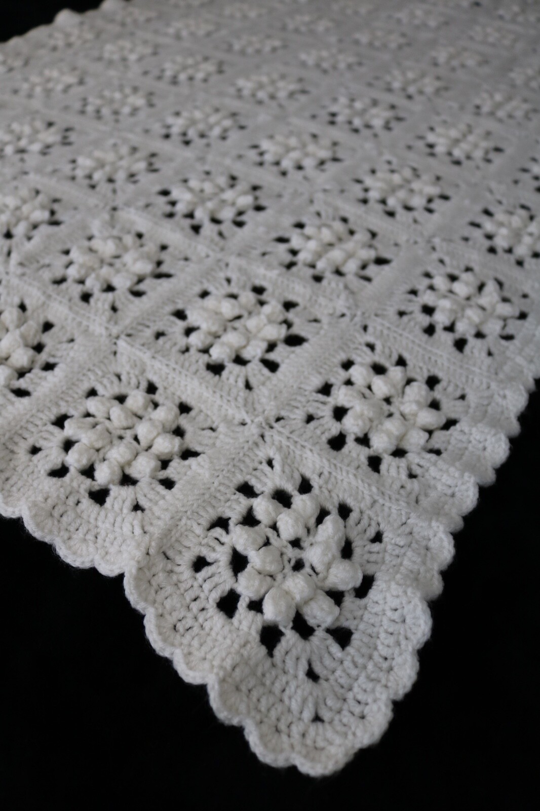 Baby Granny Squares Afghan Hand Crocheted Soft White Cream Popcorn Stitches EUC