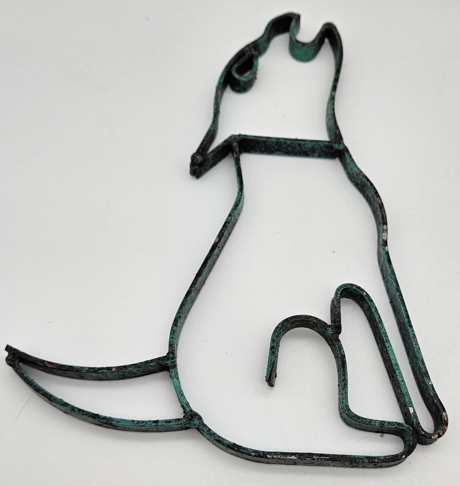 Vintage HOMCO Green Southwestern Metal Howling Dog Coyote Wolf Wall Hanging