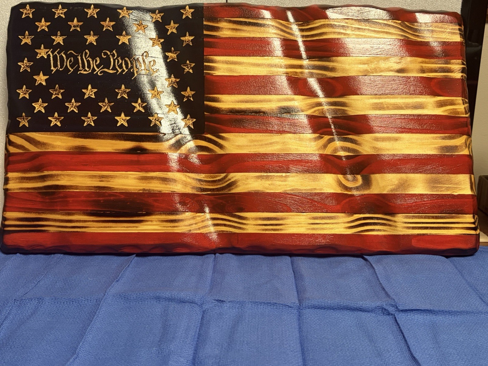 Rustic Wood American Flag Wall Plaque 13 Stars « We the People »