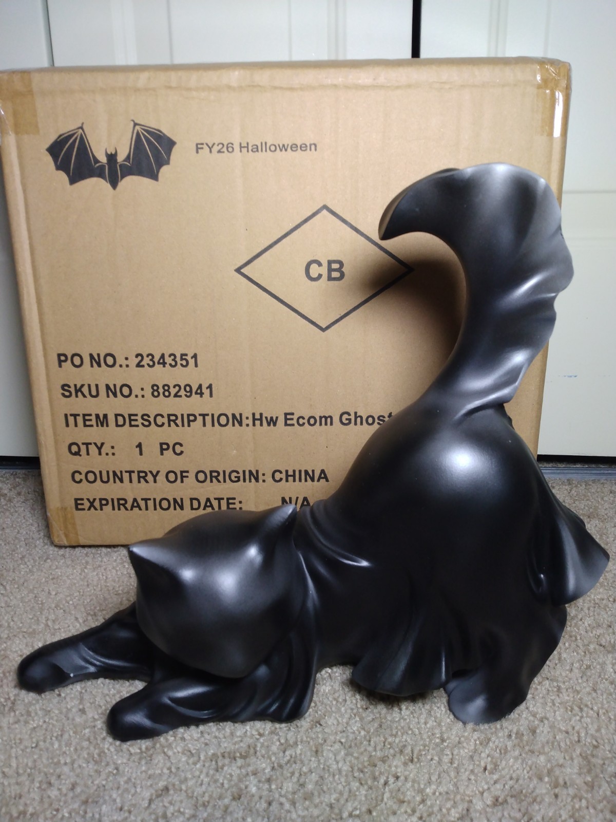 Cracker Barrel HALLOWEEN Black Cat Ghost Statue Stretching Figurine In Hand 🎃🎃