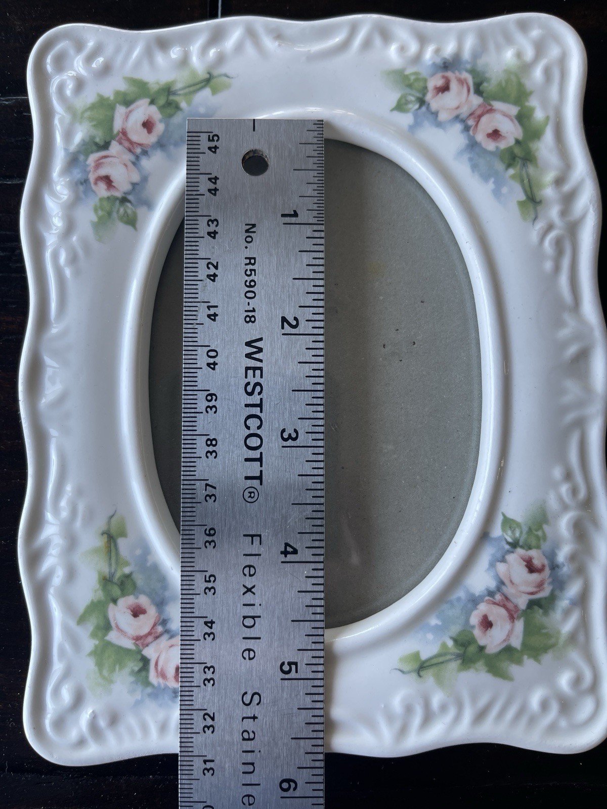 VTG Ceramic Oval Picture Frames White Pastel Florals, Made In Taiwan 5”x3”