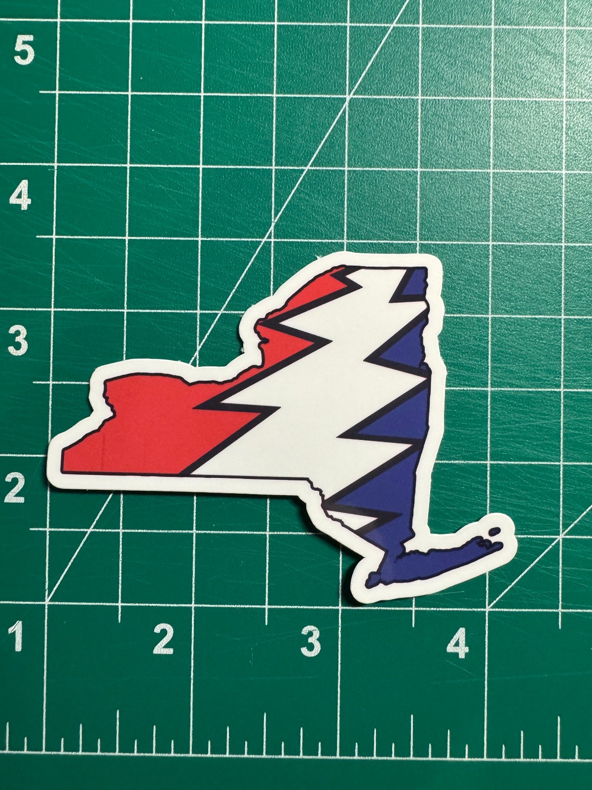 New York Stealie – Grateful Dead – Laminated Vinyl Sticker 2.5&Prime;x3&Prime;
