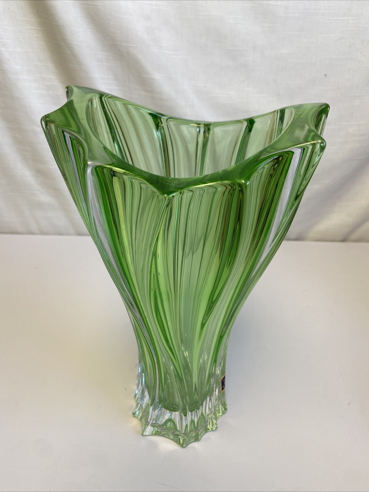 Plantica Modern Bohemian Czech Crystal Decorative Vase – 12.5 Inch Vase Green