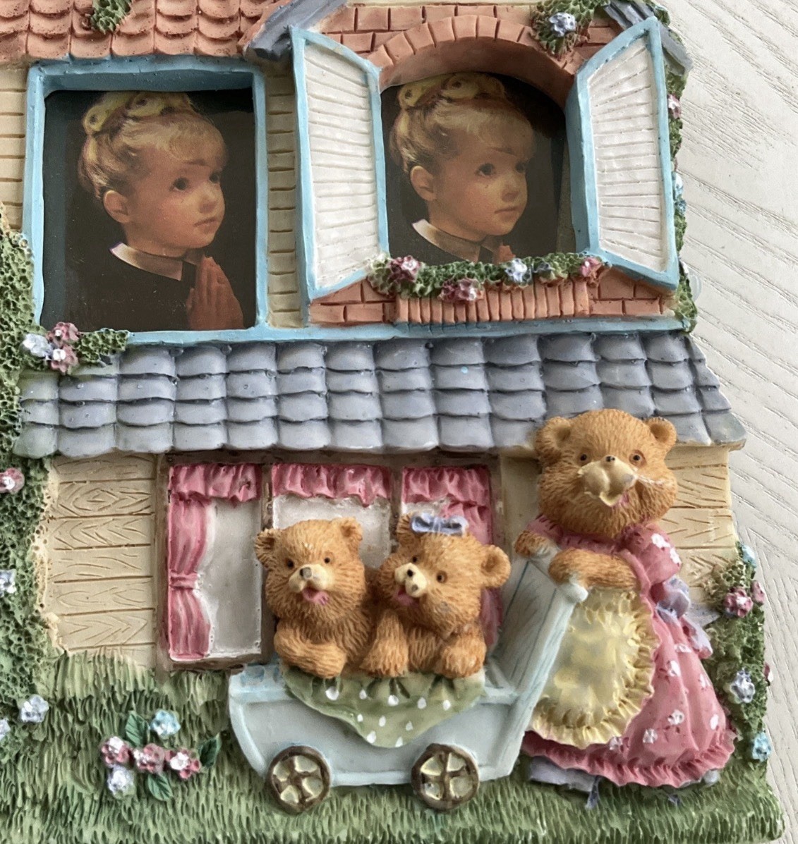 Vintage Resin Picture Frame Lot of 5 Kids Room Themes Nautical, Bears, Beach