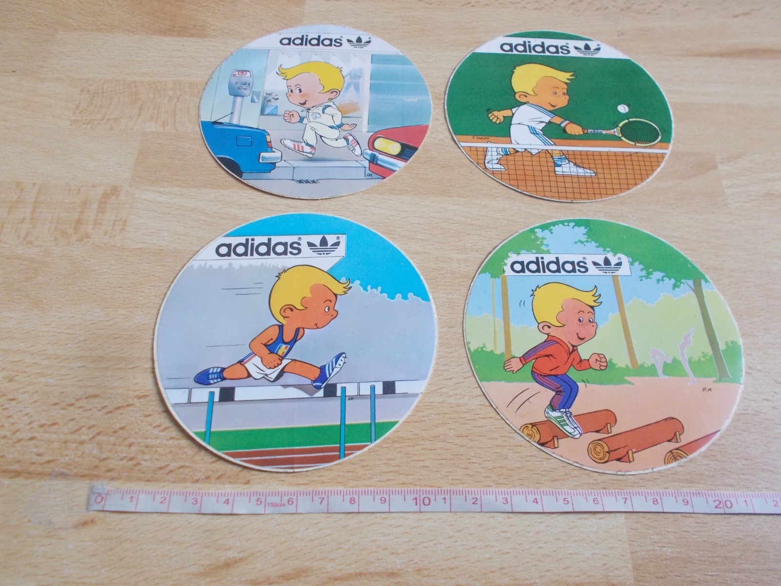 4 Stickers Adidas