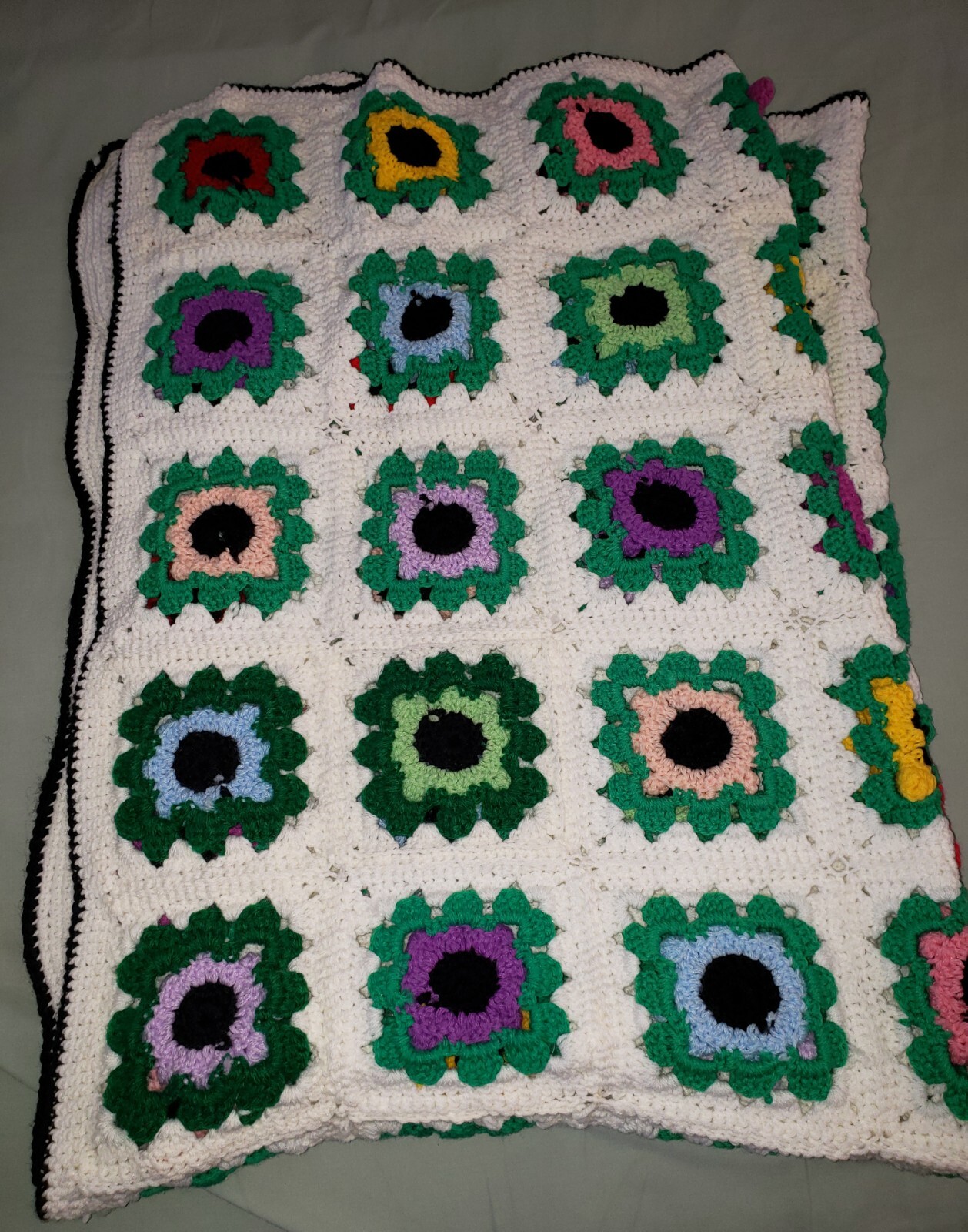 Granny Square Raised Flowers Afghan Multi Color 66&Prime;×47&Prime;