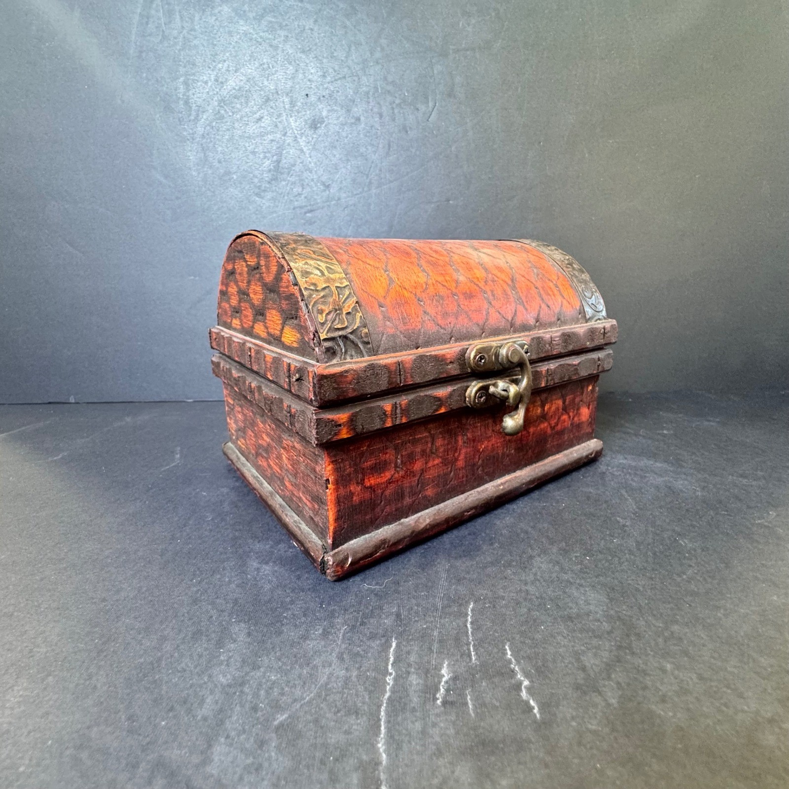 Vintage Style Wooden Treasure Chest Small Keepsake Box Carved Wood Metal Latch