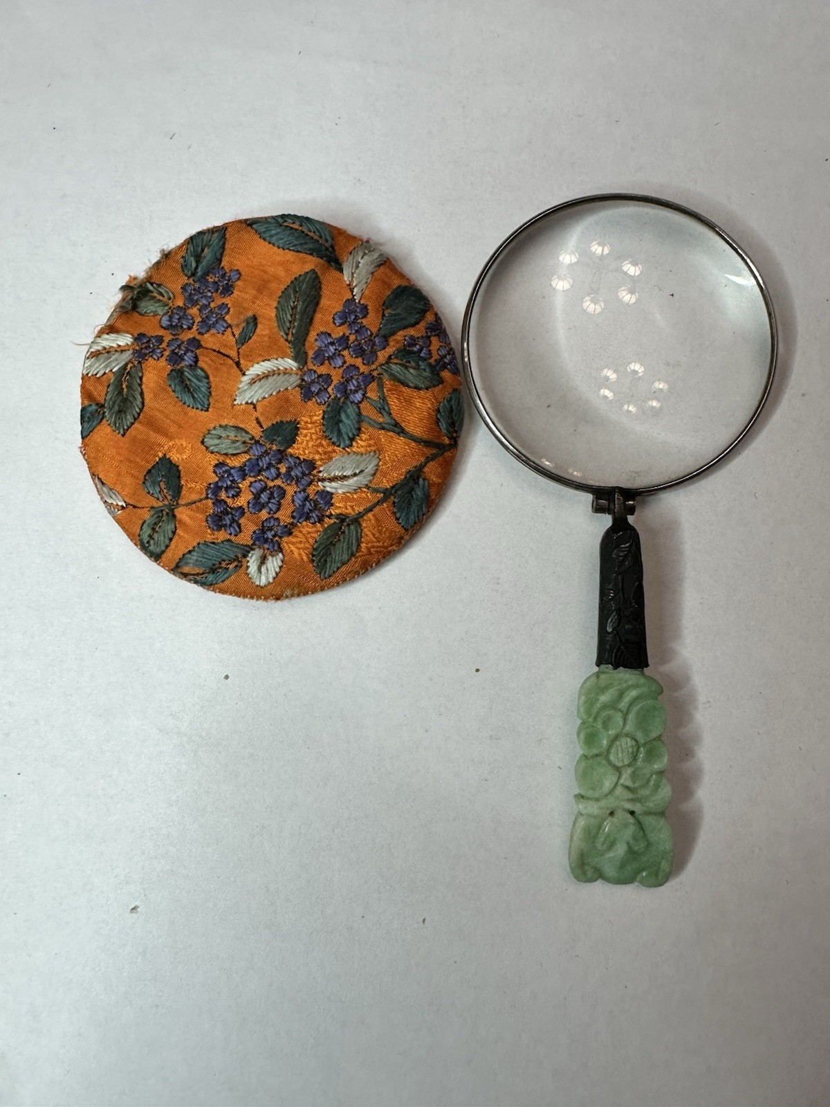 Vintage Magnifying Glass Ornate Decorated Jade Folding Handle – See Photos!!
