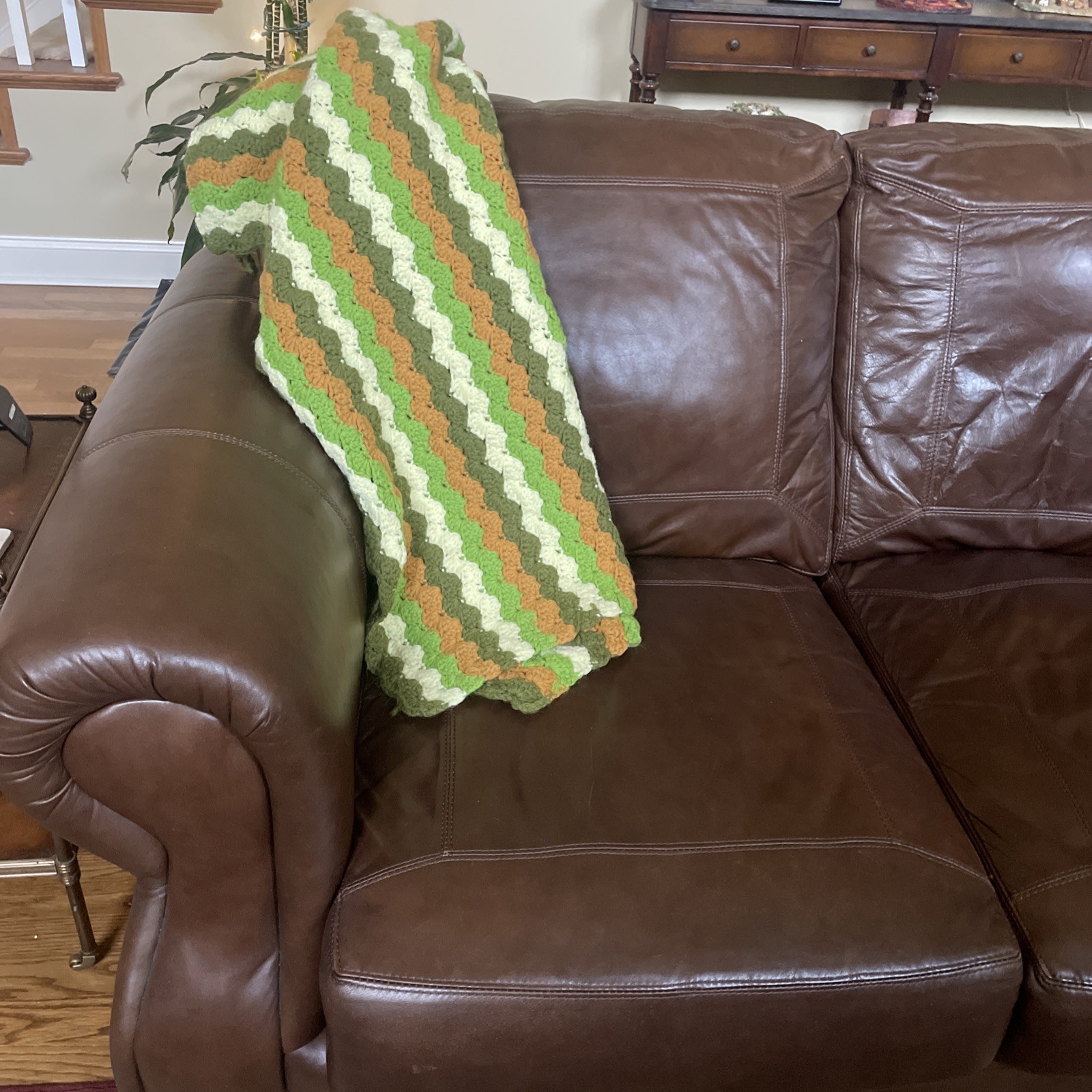 Vintage 1970s Handmade Crochet Knit Throw Lap Cover Ripple Chevron 44”X68” SOFT