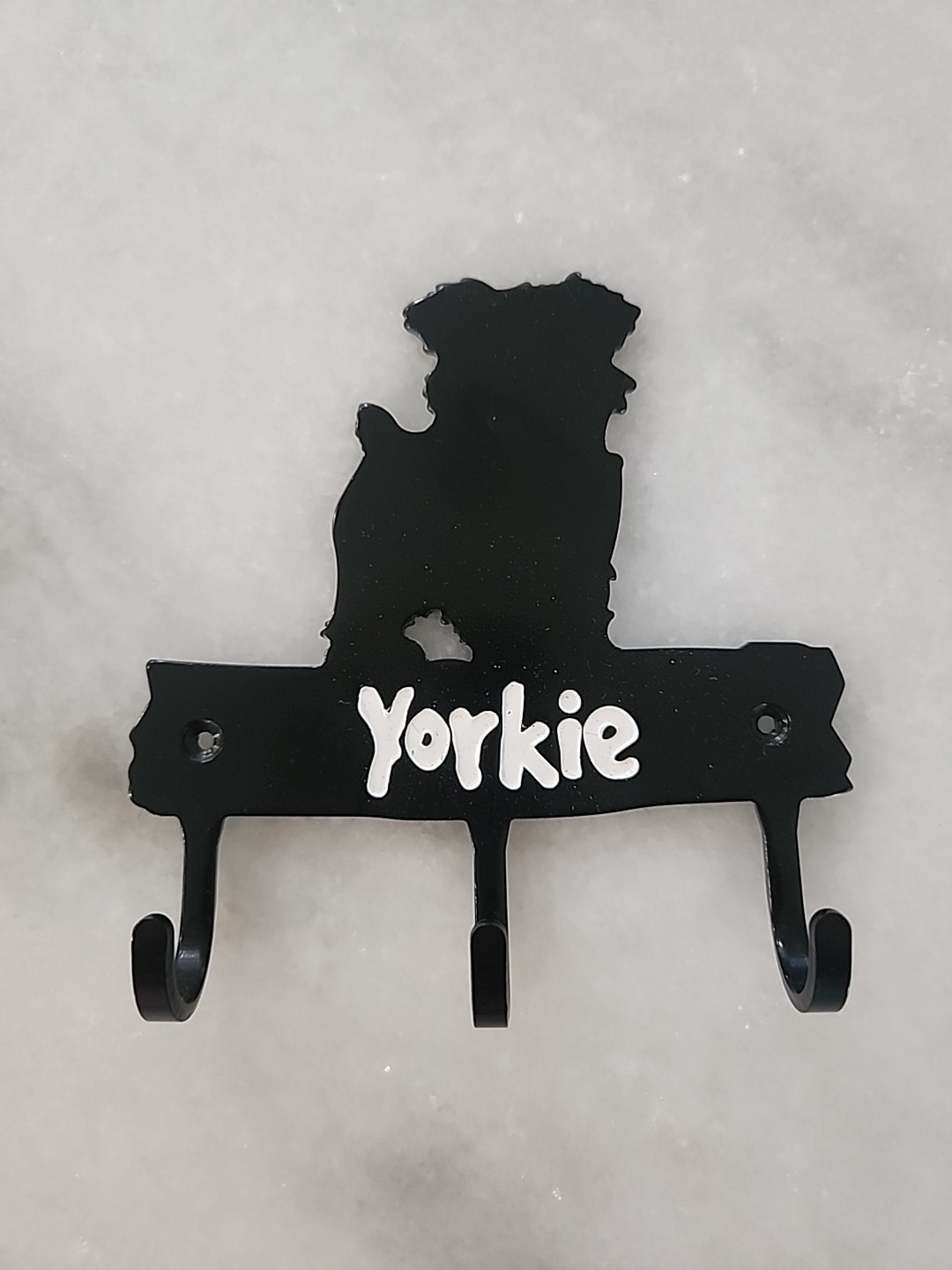 YORKIE Metal Leash Hanger Metal Wall Mount Key Rack Holder 3 Hooks Sm 4 1/2”