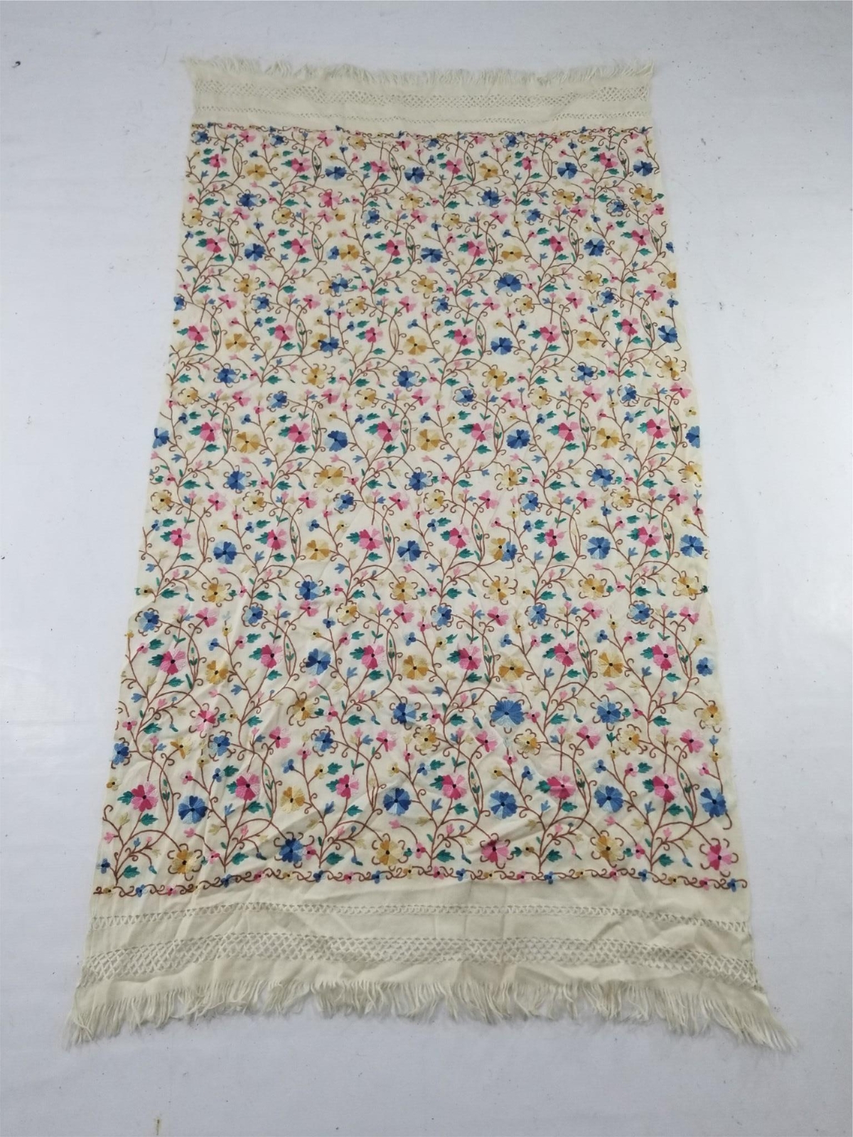 Vintage Traditional Crewel Embroidered Floral Wool Fringe Shawl 64×35 inches