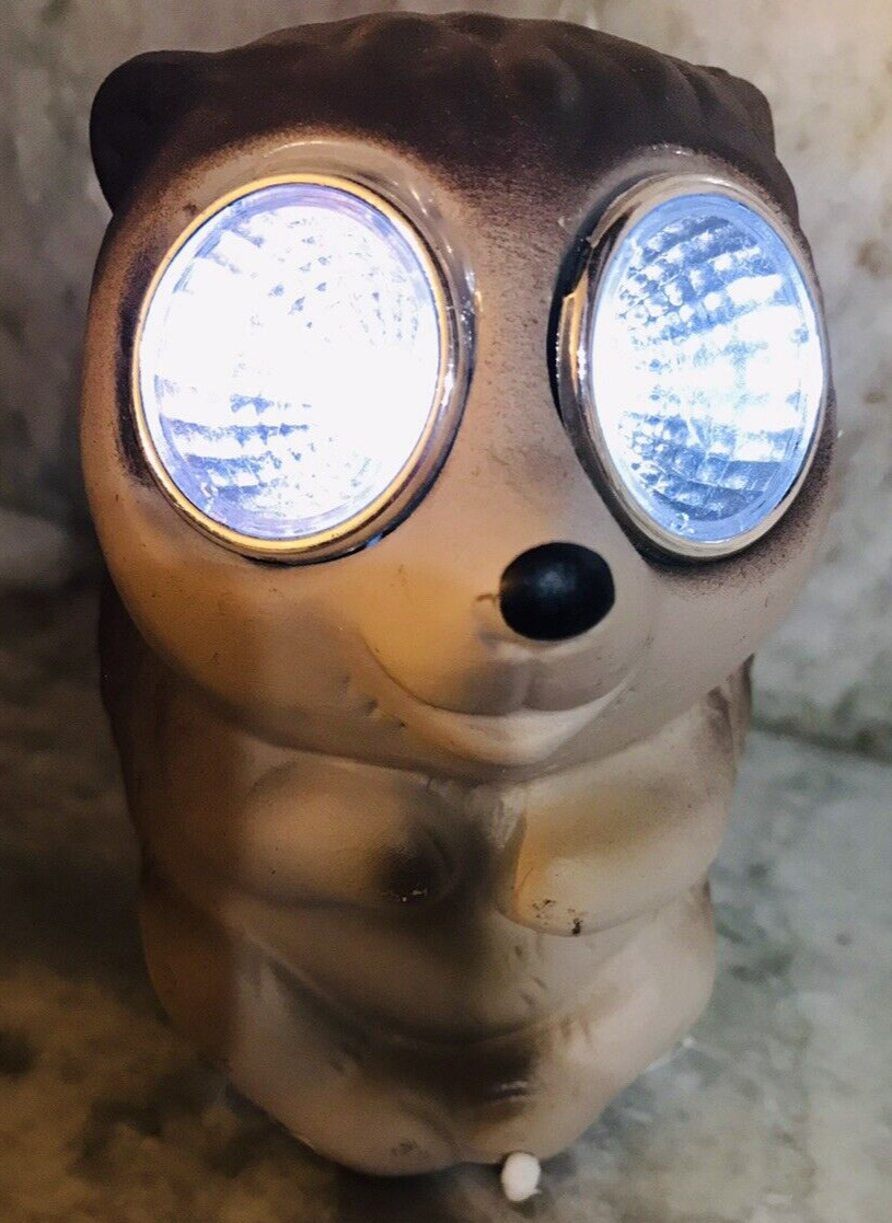 Solar Powered LED Light Up Decorative Stoneware-Racoon-ShipN24hours
