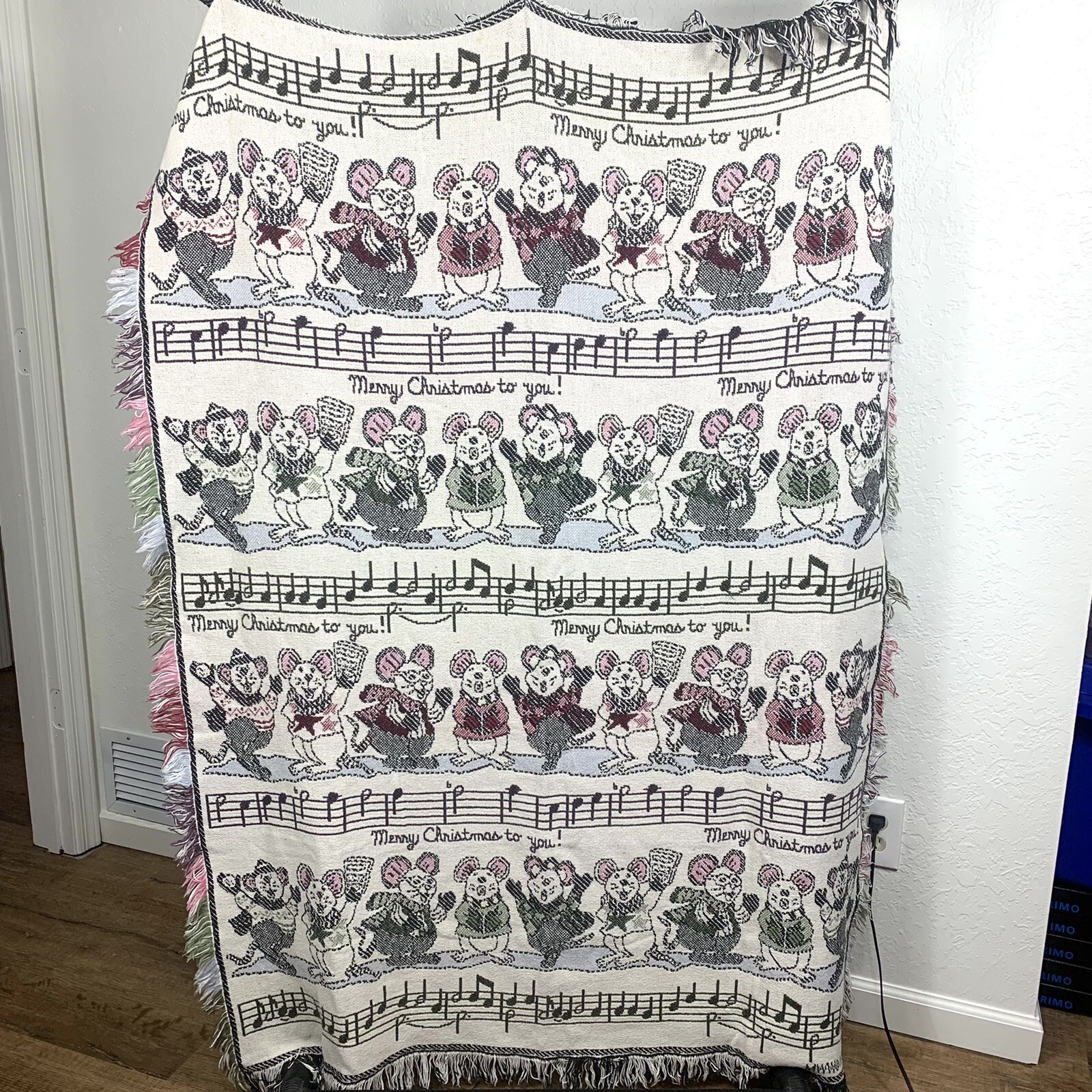 Merry Christmas To You Singing Mice Throw Blanket 64 x 44 MWW Fringed Music Note