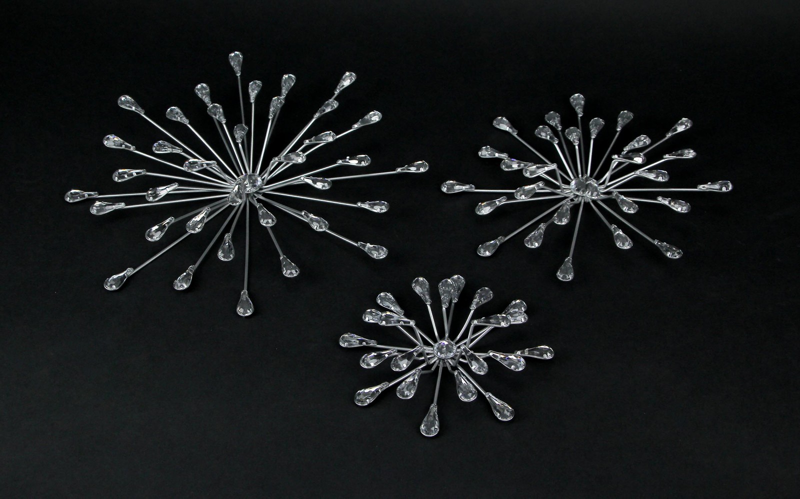 Zeckos Set of 6 Metal Silver Starburst Wall Sculptures – 12&Prime;, 9&Prime;, 6&Prime; Diameter