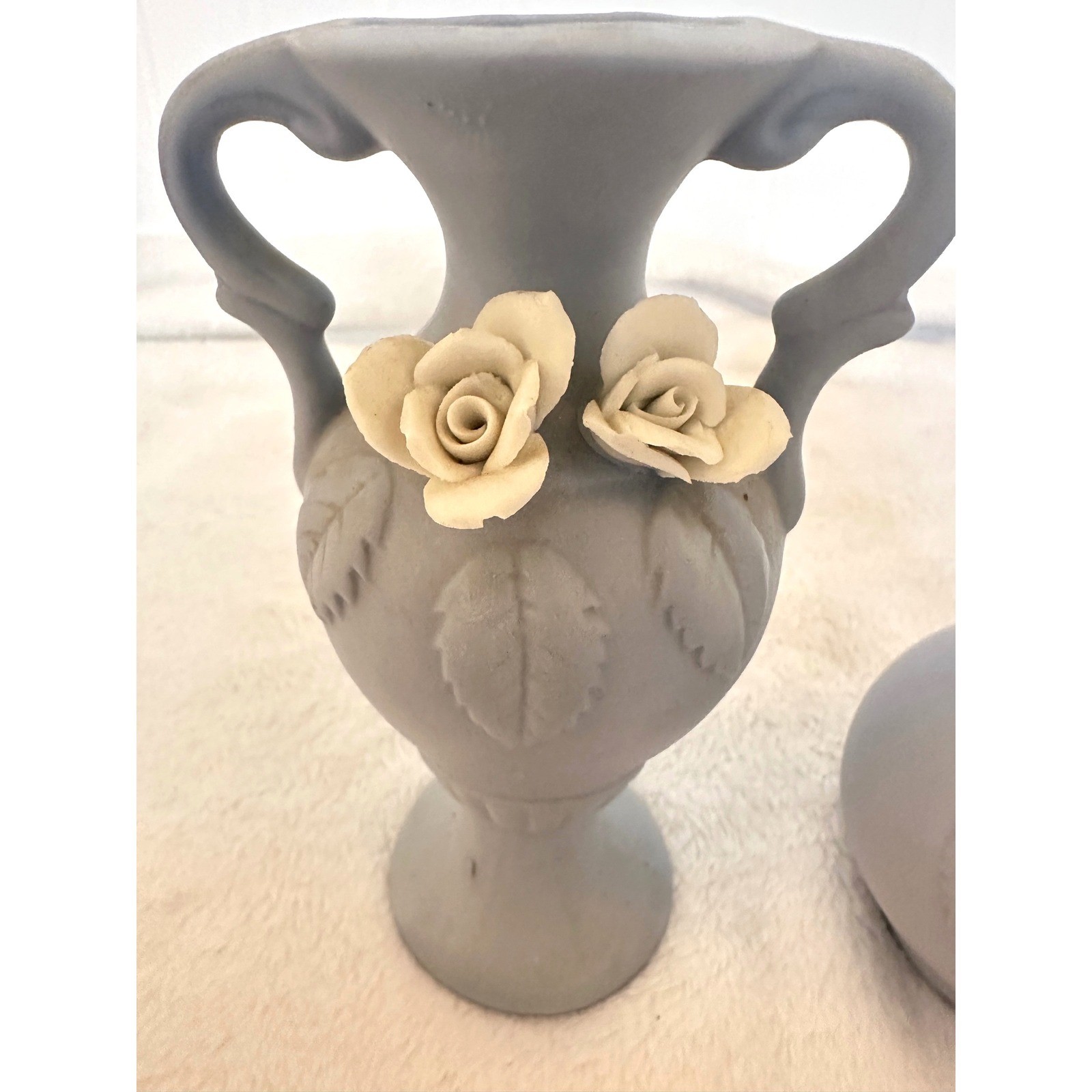 Flambro Bud Vase St Blue Good Matte Rose Detail Ceramic Decor Chip Rose Leaf Vtg