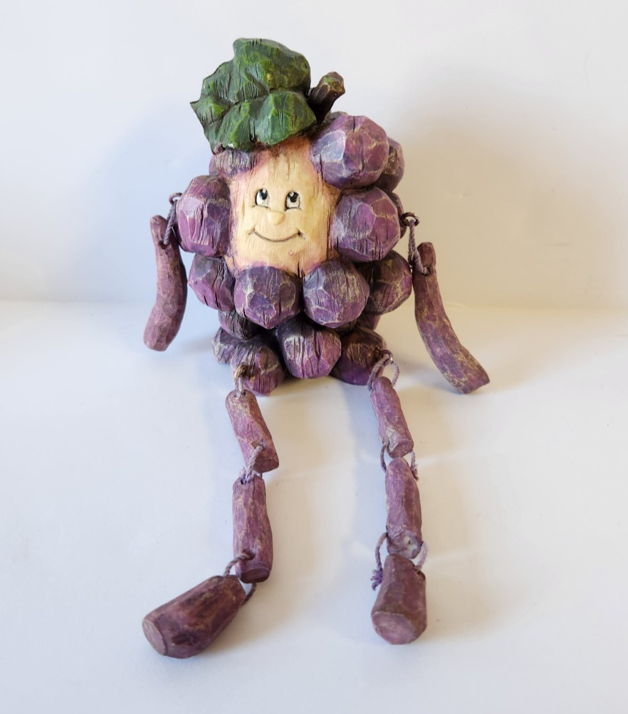 Anthropomorphic Shelf Sitter Fruit Banana Apple Pear Grapes Lot 4 Resin Figures