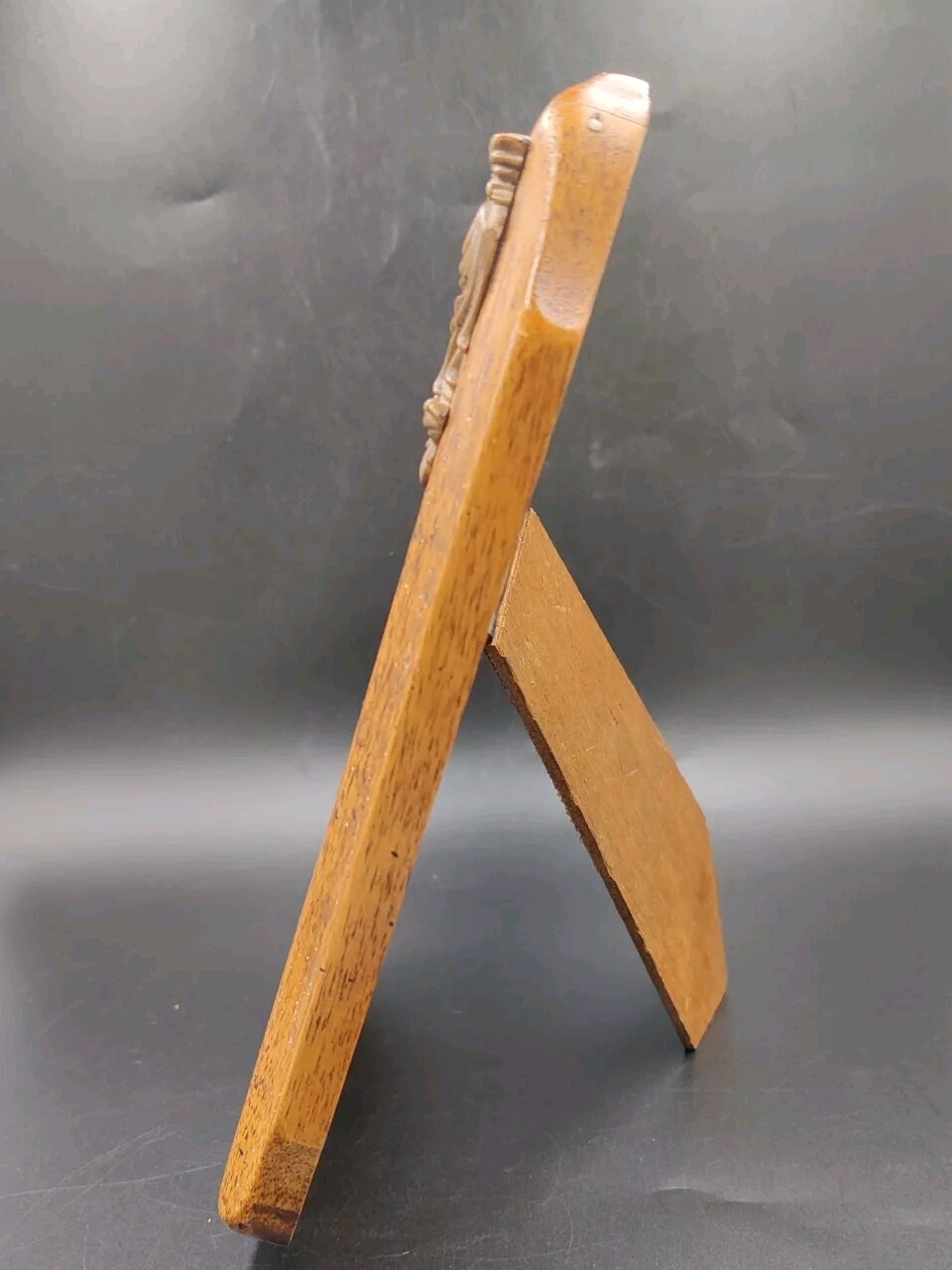 Handmade Frame Carved Oak Picture Frame With Easel Hold 6.5&Prime; X 4.5&Prime; W/0 Matte