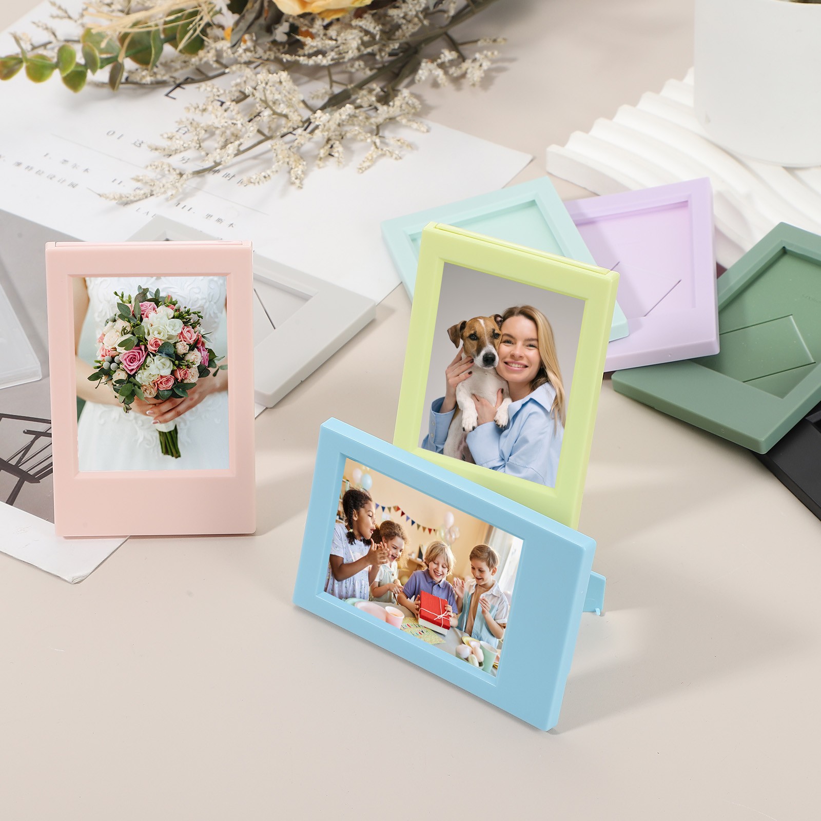 8pcs Mini Picture Frames 2.4 x 3.5 Inch Wallet Size Photo Frame Matte Clear
