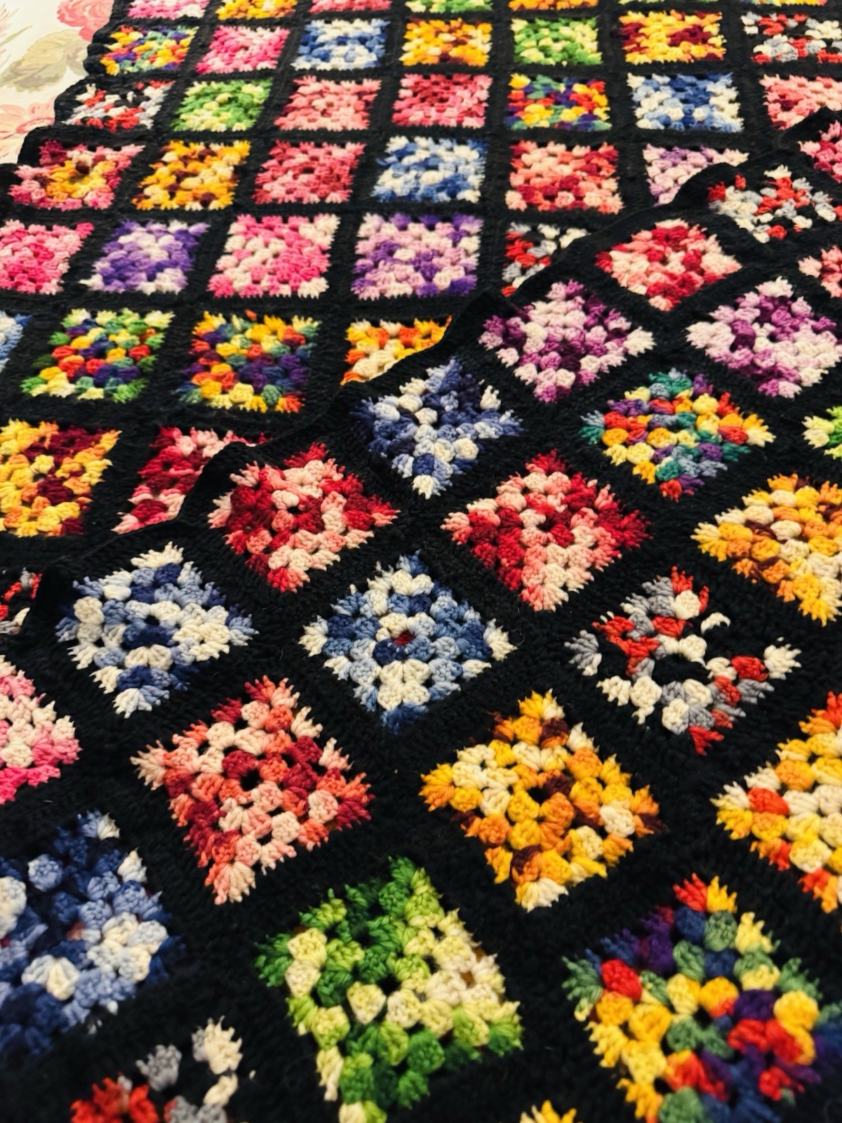 VTG Crochet Granny Square Throw Blanket Afghan Black Multicolor EXCLT 40&Prime; x 68&Prime;