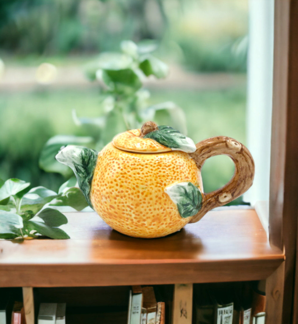 Ceramic Mini Orange Teapot, Gift for Her, Gift for Mom, Tea Party Décor, Café Dé