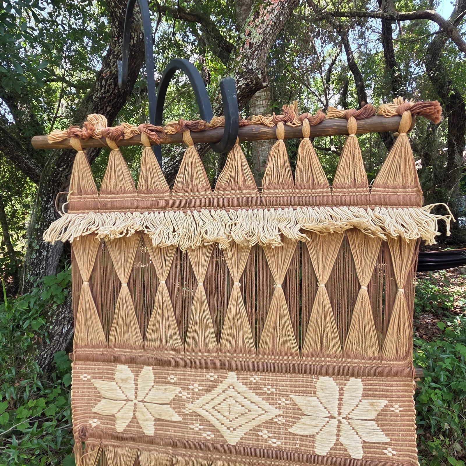 Vintage MCM 70s Bohemian Wall Hanging Shag Fringe String Art Wall 16&Prime;X52&Prime;