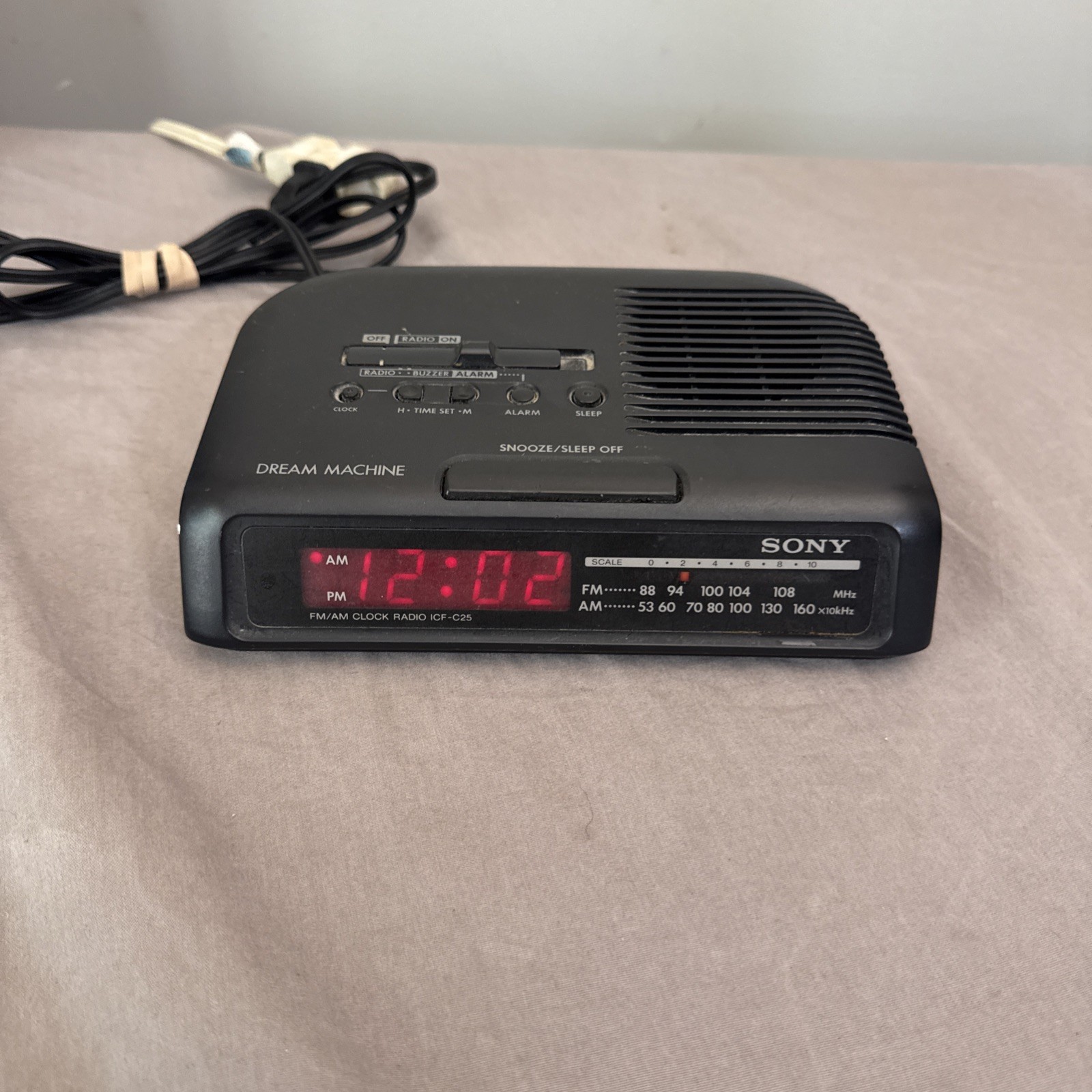 Vintage Sony Dream Machine Red LED AM/FM Clock Radio Model ICF-C25 Works Perfect