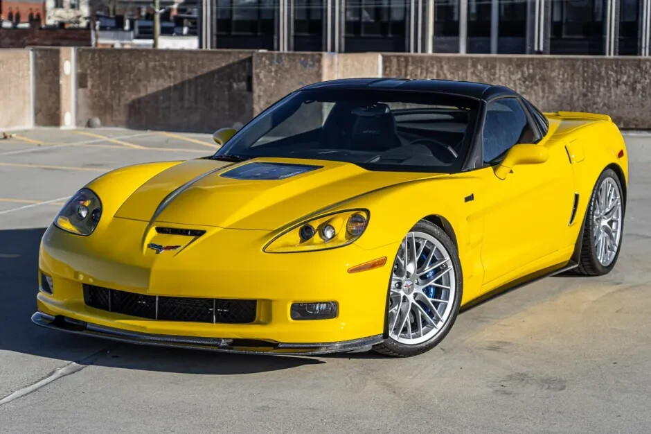 2010 Chevrolet Corvette ZR1 3ZR YELLOW POSTER 24 X 36 Inches SWEET!
