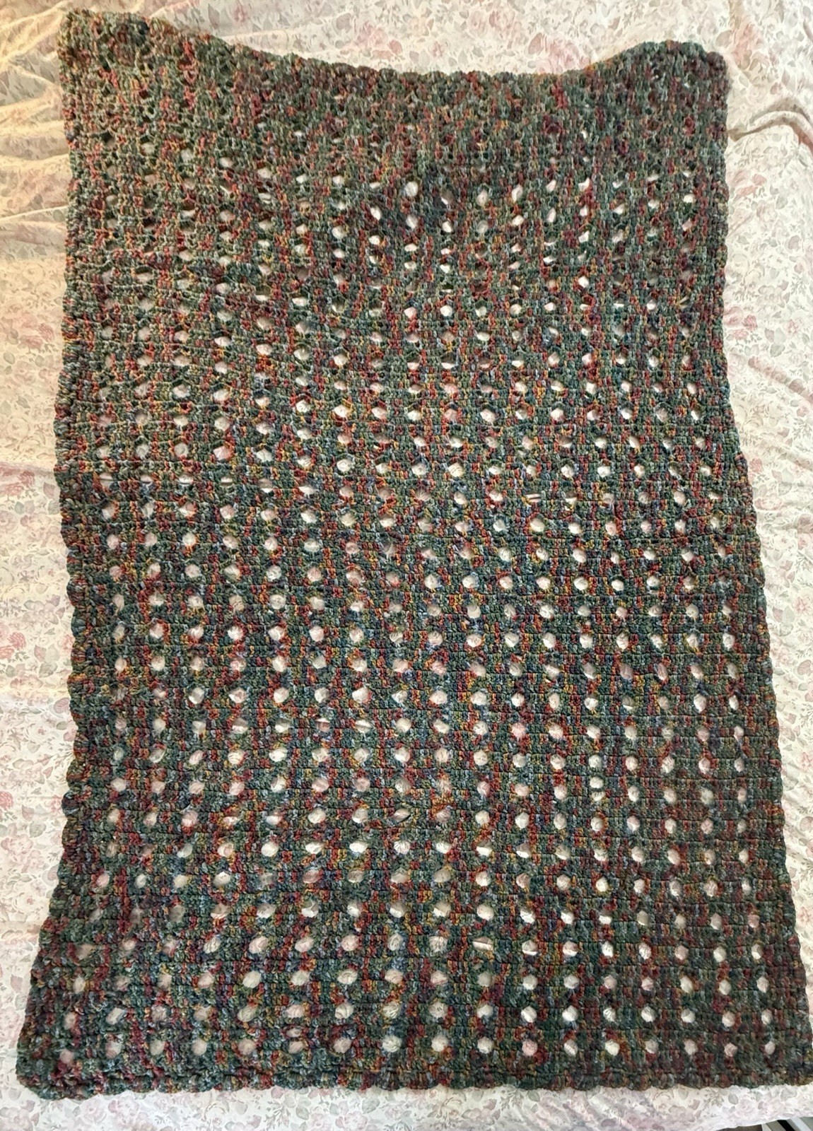 Handmade Crochet Chunky Knit Sofa Throw Blanket Multicolor 61” x 44” (sg4)