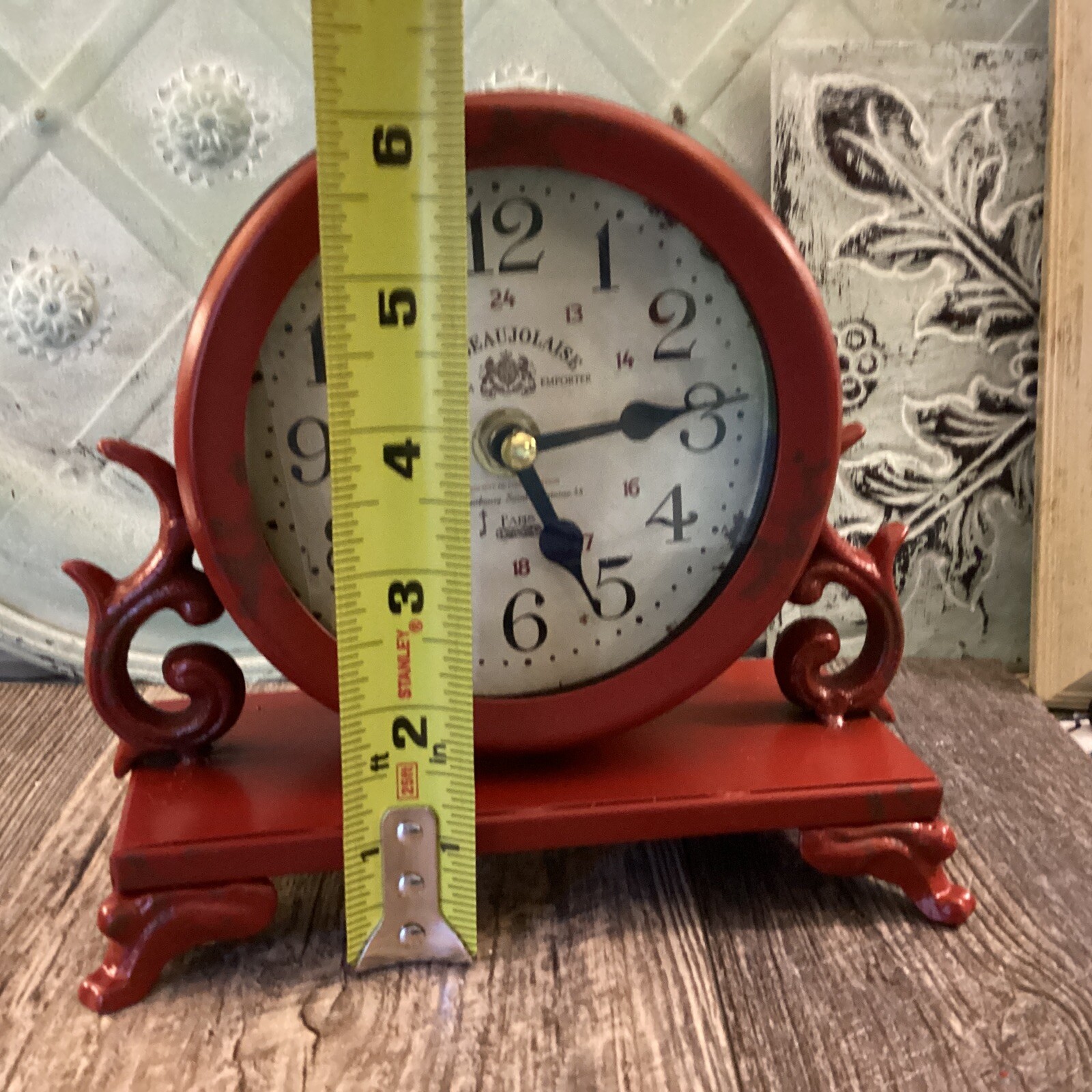 Red Vintage Archaic Look Décor Clock tested Paris France La Beaujolais Shabby