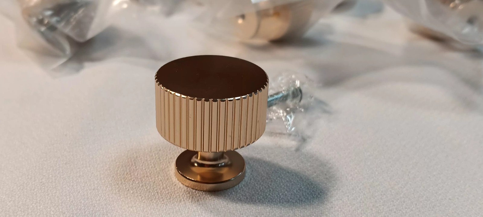 (10) New Goo-Ki Brushed Brass Zinc Alloy Cabinet Knobs (factory sealed) w screws