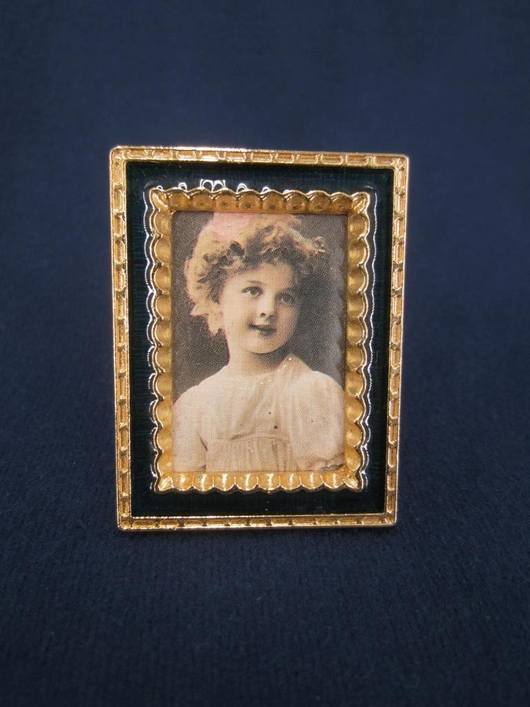 Miniature Picture Frame Enamel Metal 1 5/8&Prime; x 1 1/8&Prime; Photo sz – 2 x 1 1/2&Prime; Frame