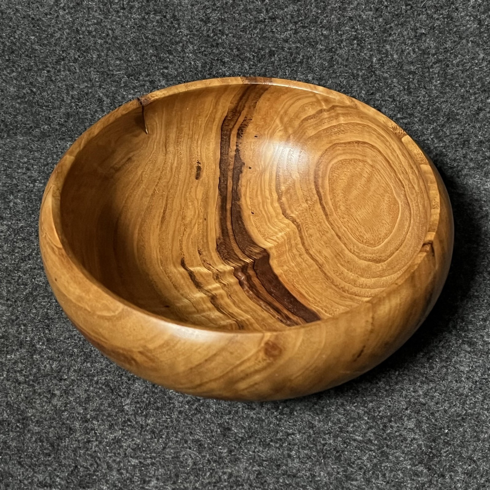 Handmade American Chestnut Wood Bowl 7-3/4&Prime; Wide Decorative Handcrafted