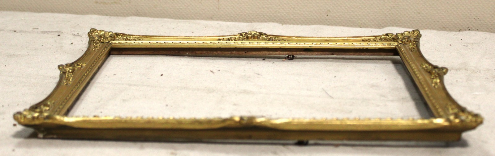 ANTIQUE FITS 8 X 10 FRENCH BAROQUE PICTURE FRAME ORNATE WOOD GOLD GILT FINE ART