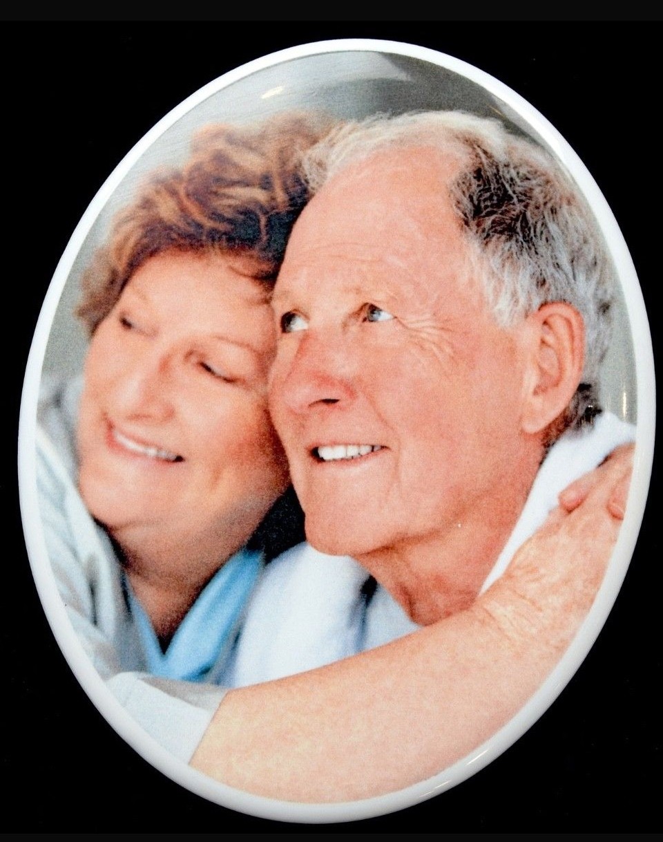 Personalised Memorial Photo Plaque 8cm x 10cm Oval Grave Garden Headstone Sign