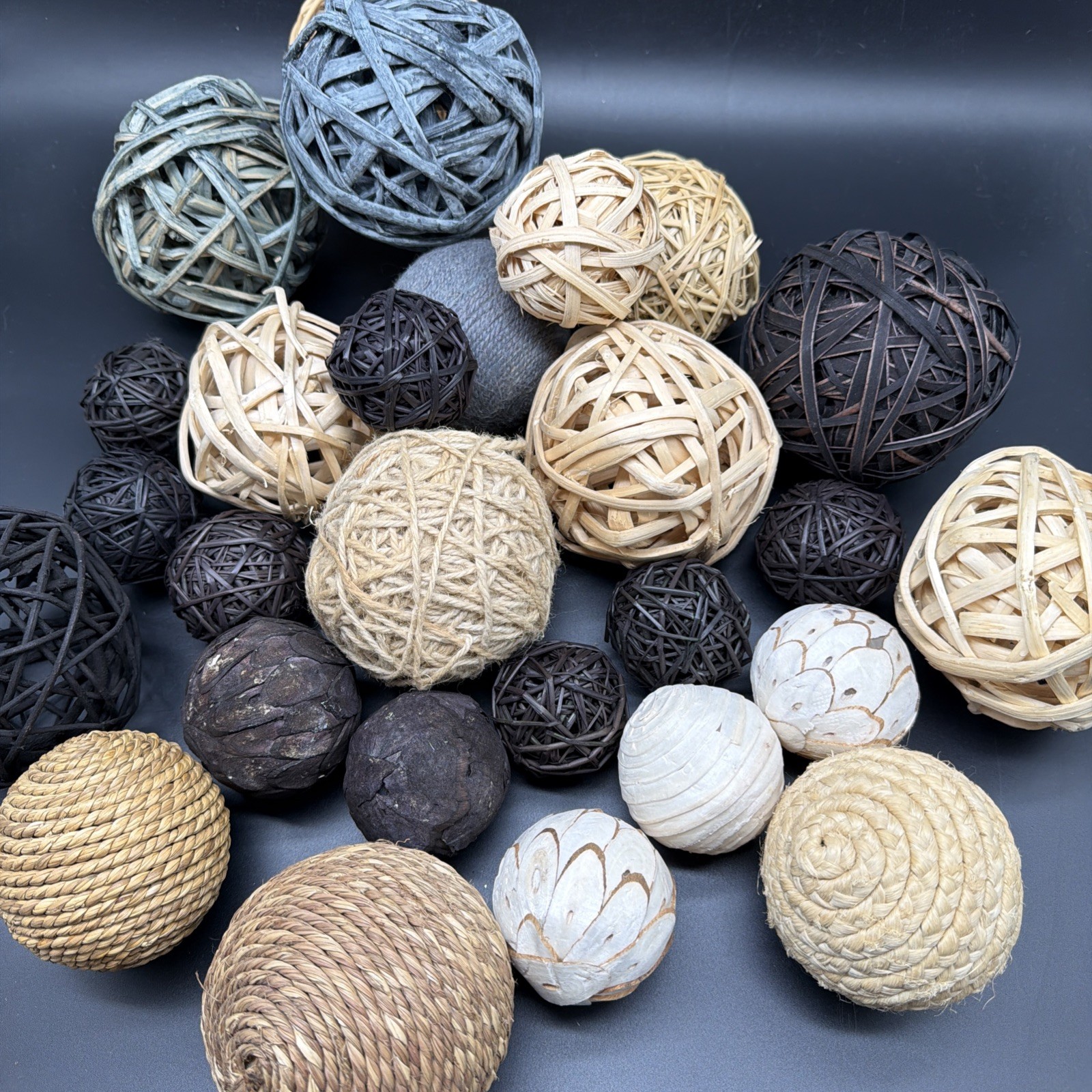 Lot Of 27 Round Wood And Twine Natural Earthtone Decorative Bowl Fillers