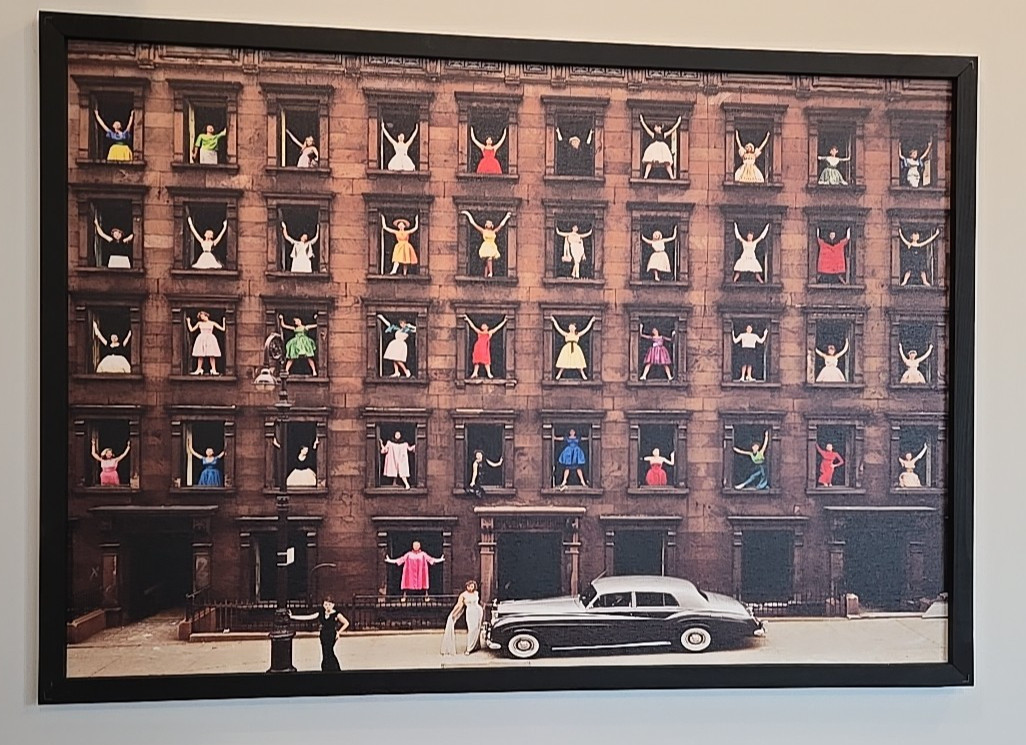Ormond Gigli Canvas Framed 1960 « Girls in the Windows » Photography, 28 x 40