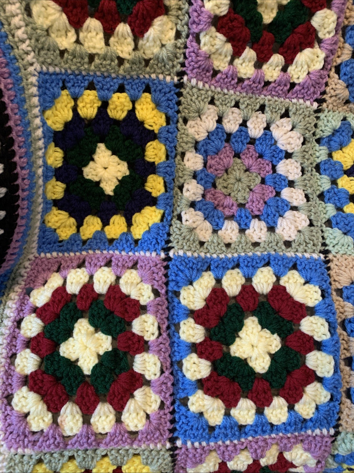 Granny Square~Crochet~Afghan~Queen Size~Vintage~Granny~Cottage Core~Handmade