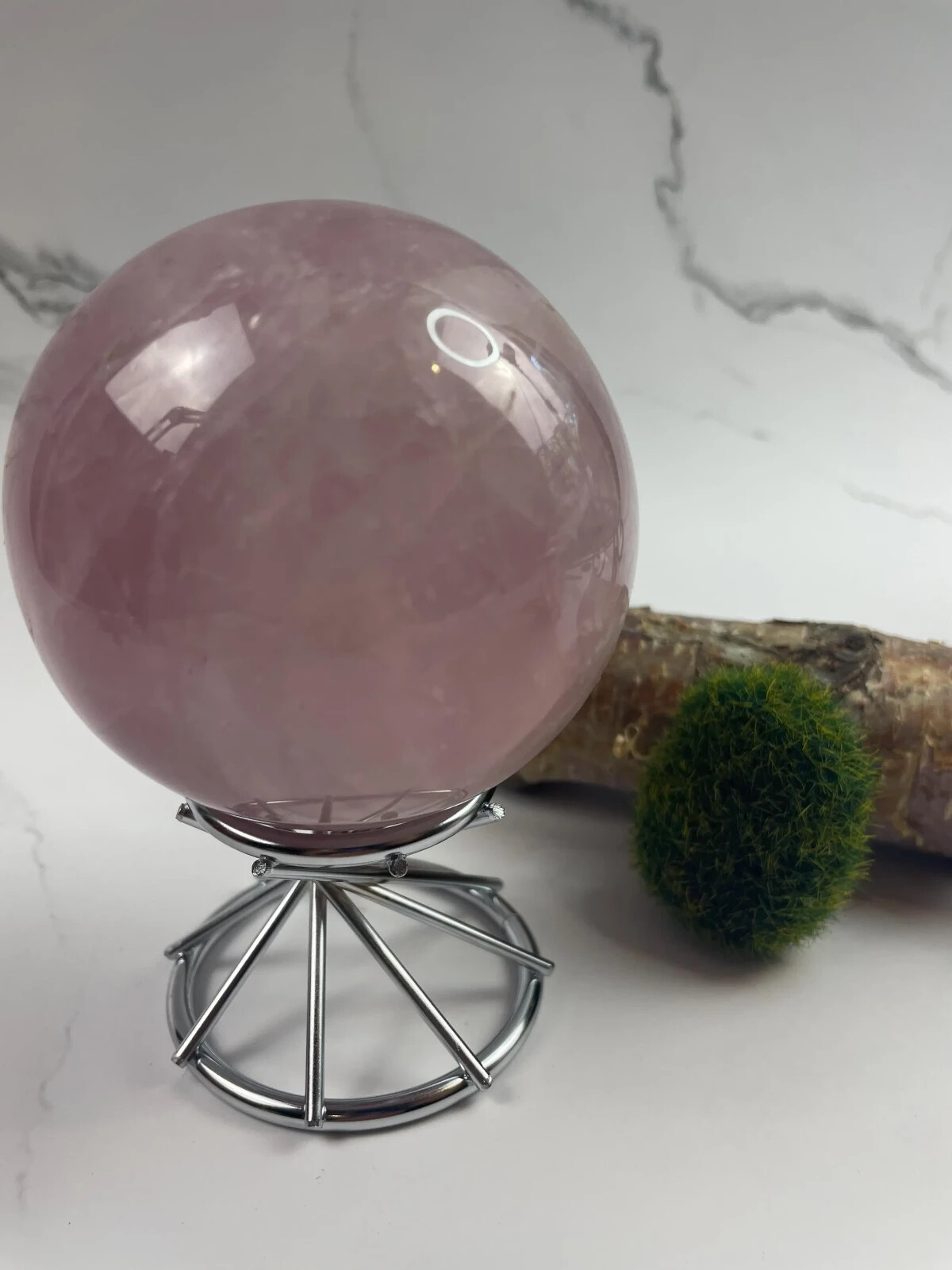 Sphere Display Stand Silver Color with Swirl Design